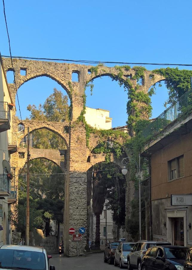 Casa Vacanze Archi Medievali Salerno Eksteriør bilde